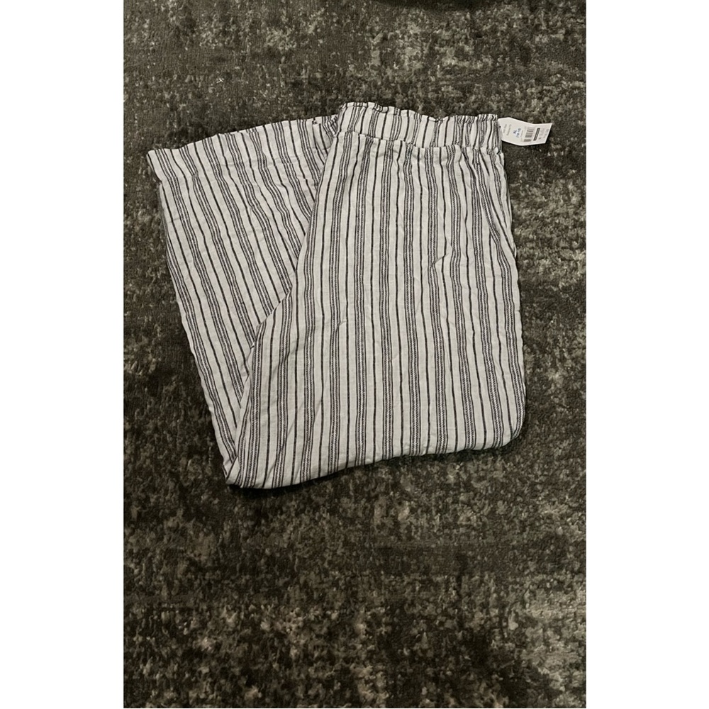 Mid-Rise Relaxed Fit Casual Pants